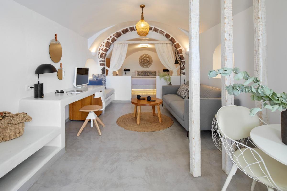 Filotera Suites