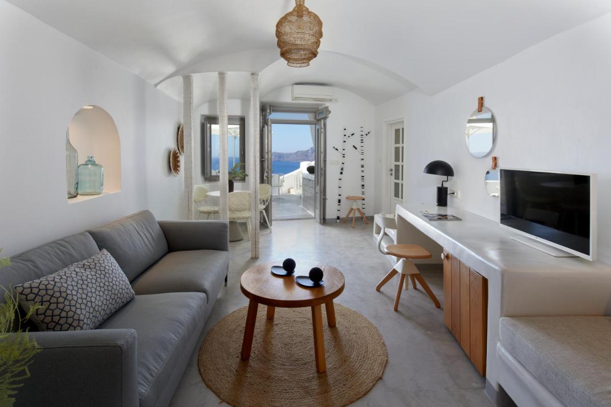 Filotera Suites