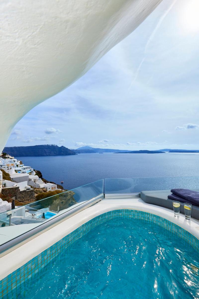 Filotera Suites