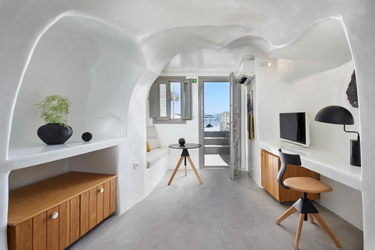 Filotera Suites