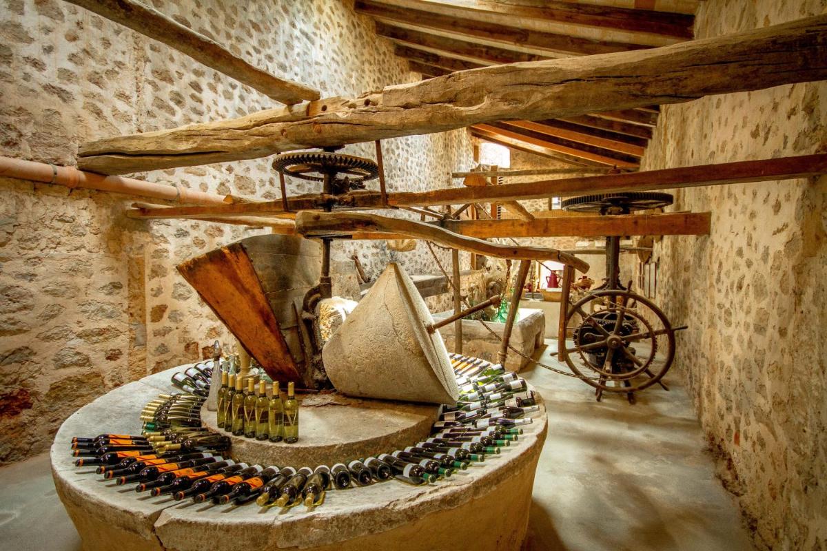 Finca Son Brondo Apartments