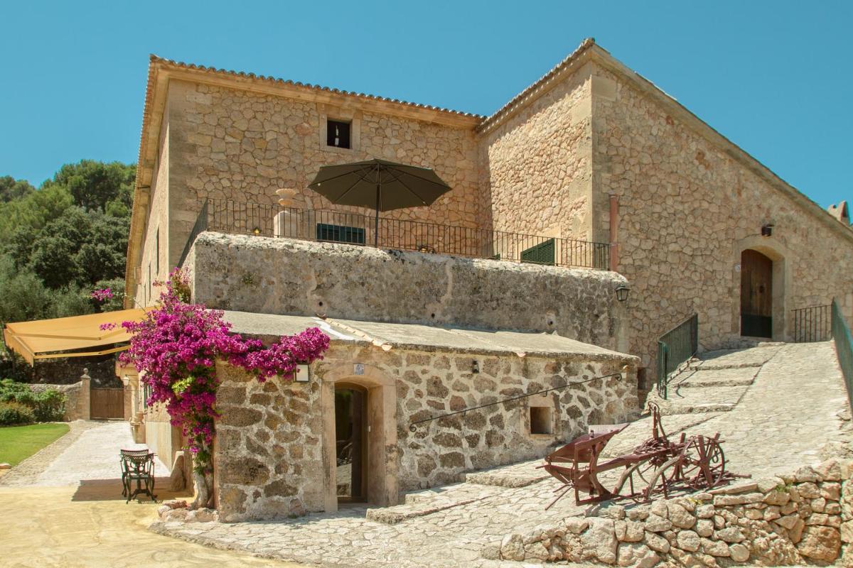 Finca Son Brondo Apartments