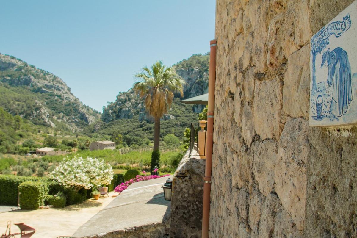 Finca Son Brondo Apartments