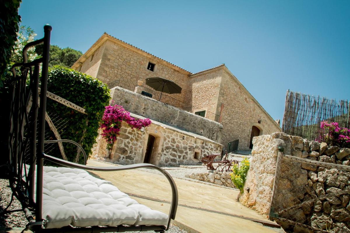 Finca Son Brondo Apartments