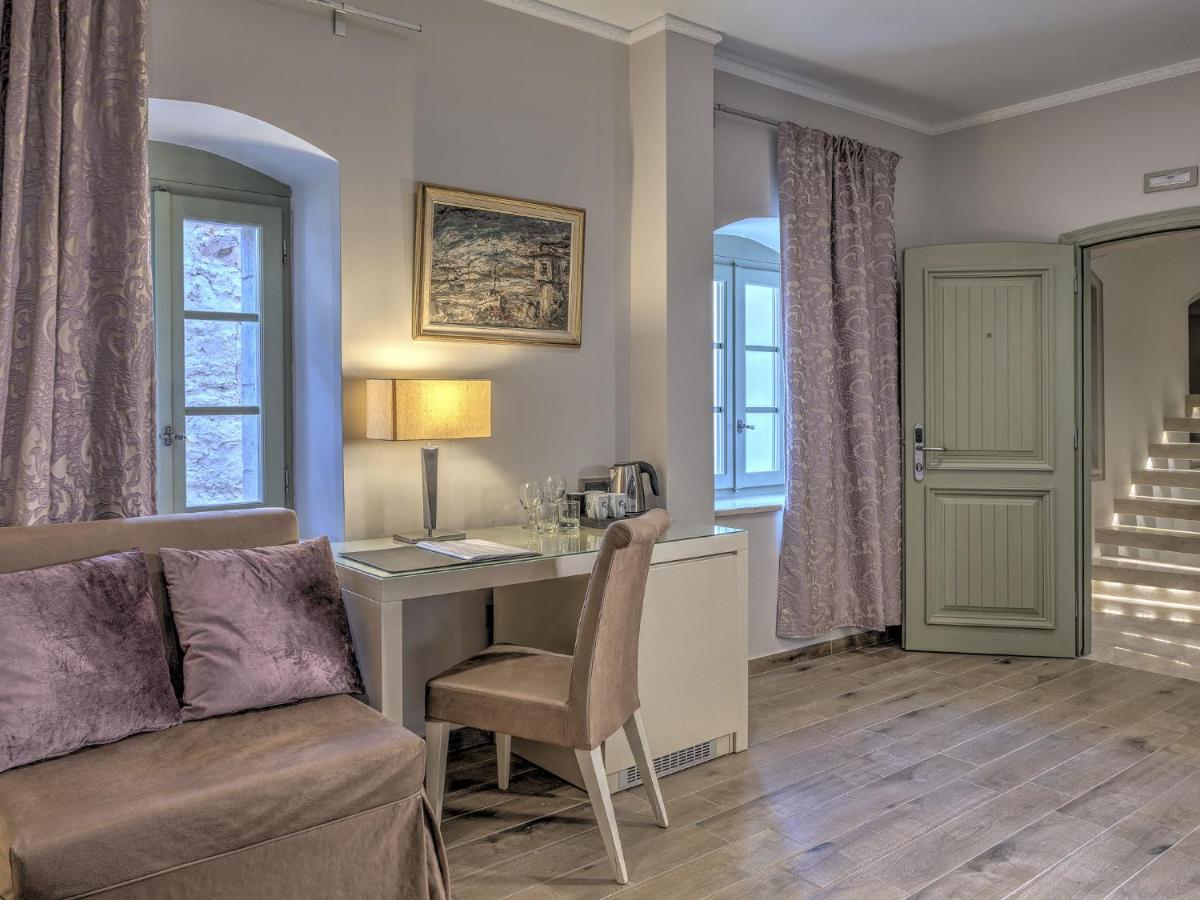 Fiscardonna Luxury Suites