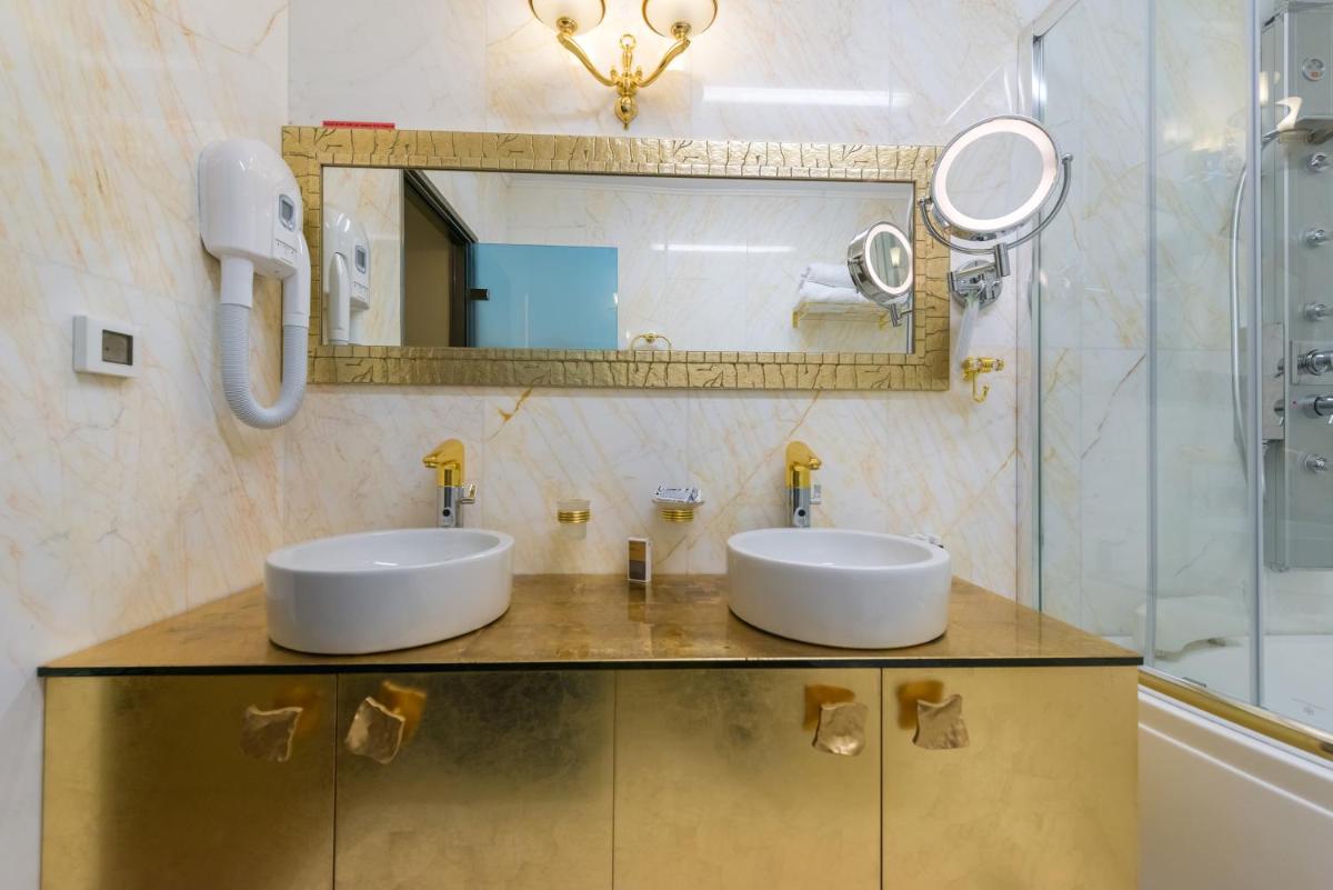 Fiscardonna Luxury Suites