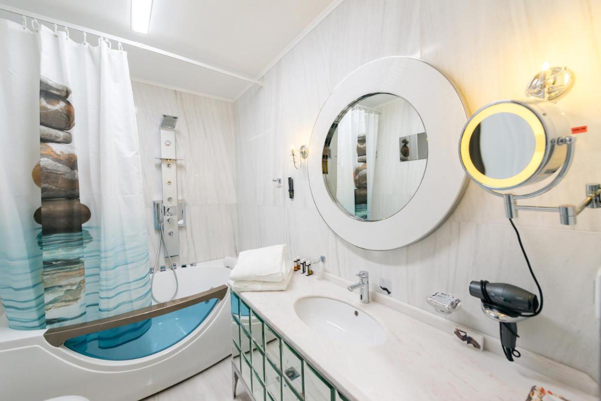 Fiscardonna Luxury Suites