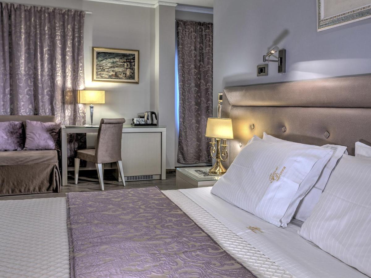 Fiscardonna Luxury Suites