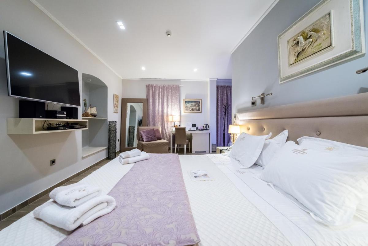 Fiscardonna Luxury Suites