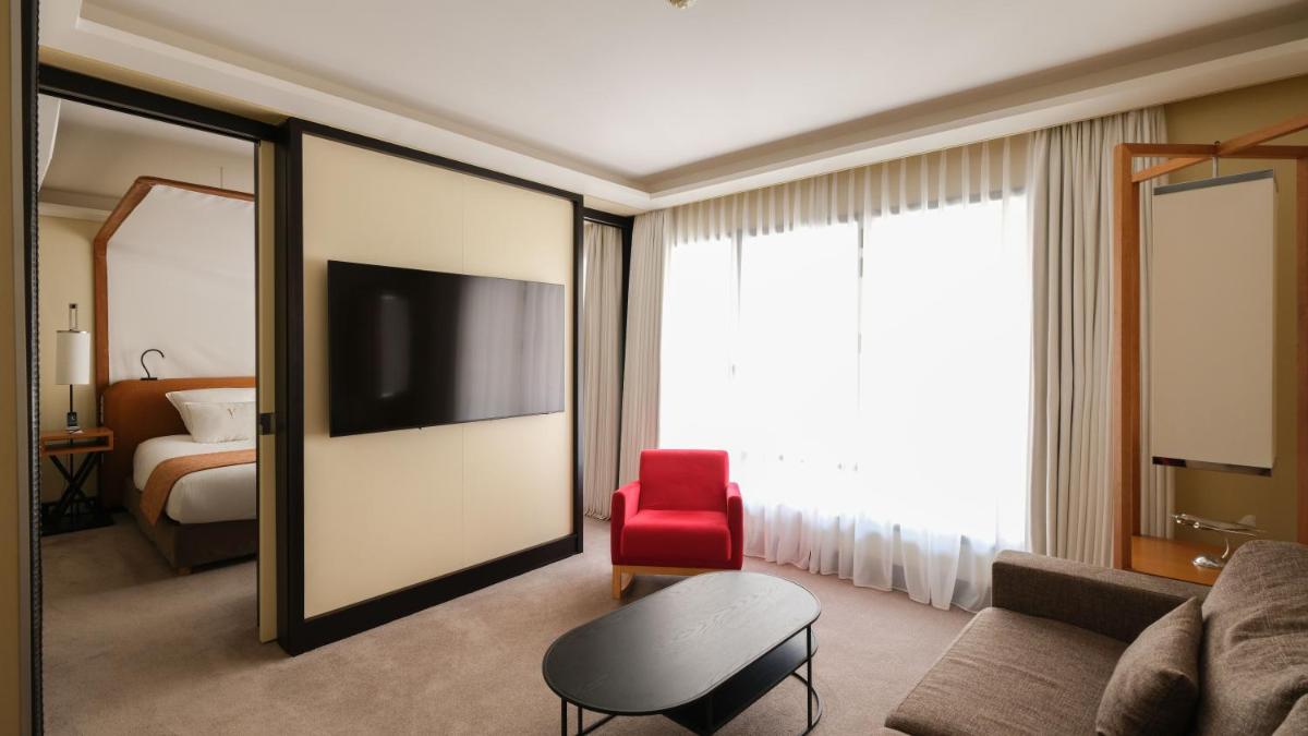 Five Seas by Inwood Hotels