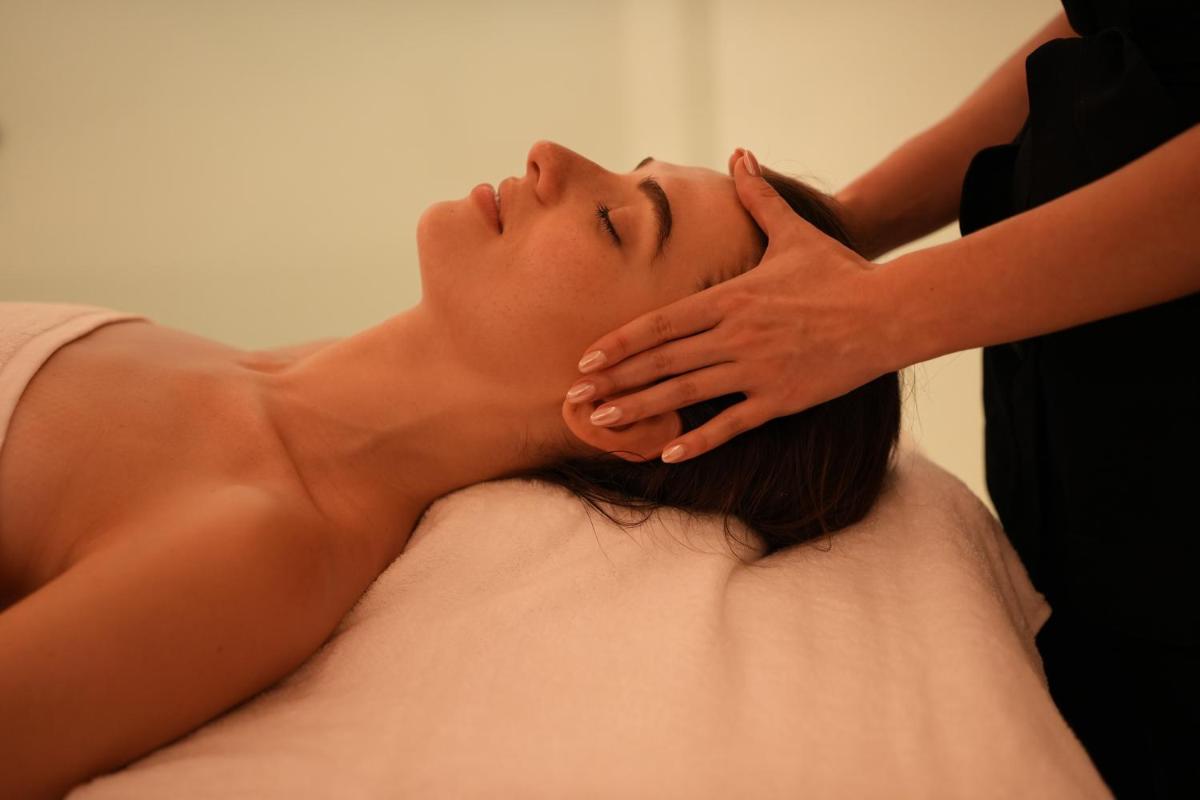 Five Seas by Inwood Hotels