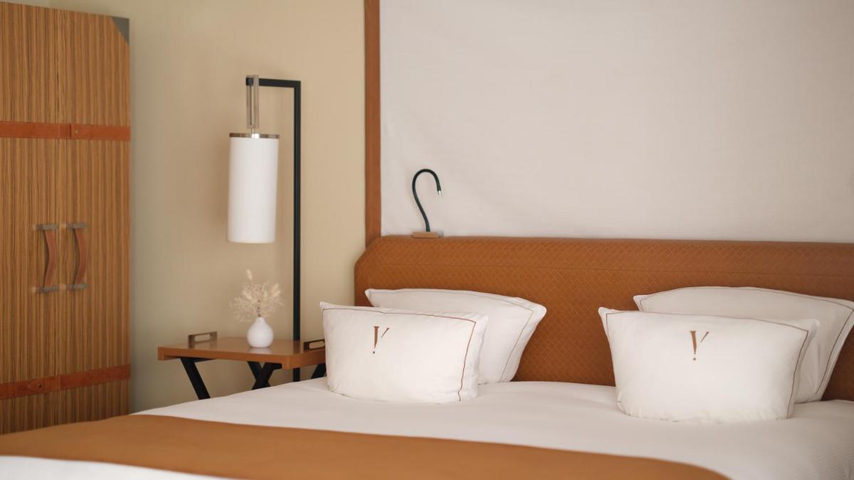 Five Seas by Inwood Hotels