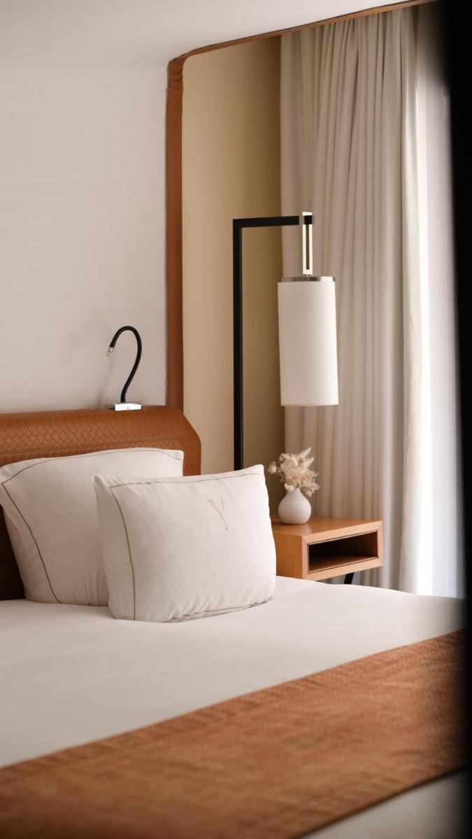 Five Seas by Inwood Hotels