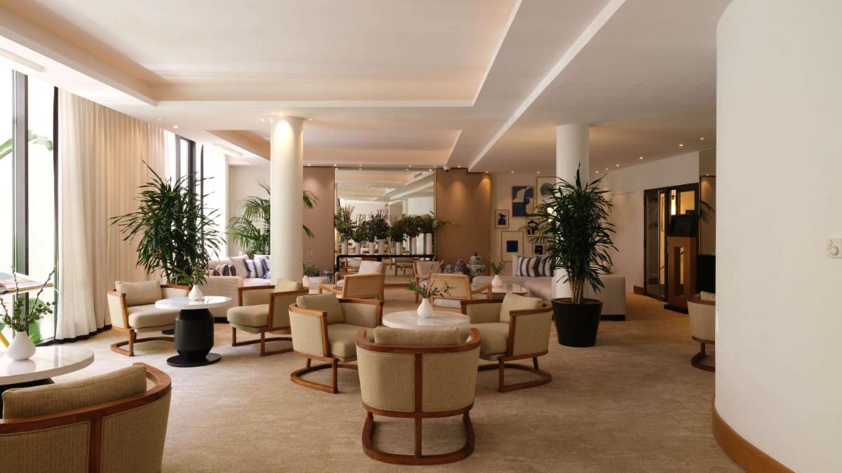 Five Seas by Inwood Hotels