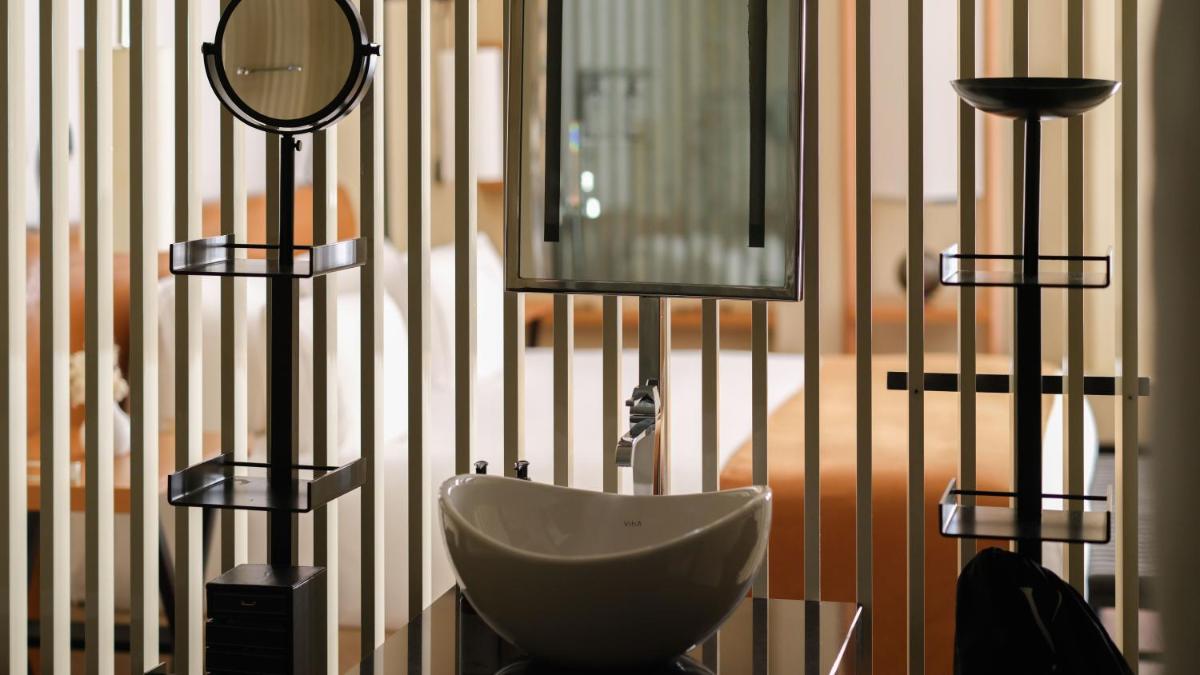 Five Seas by Inwood Hotels