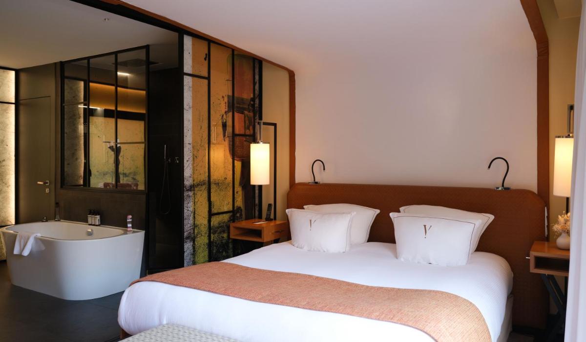 Five Seas by Inwood Hotels
