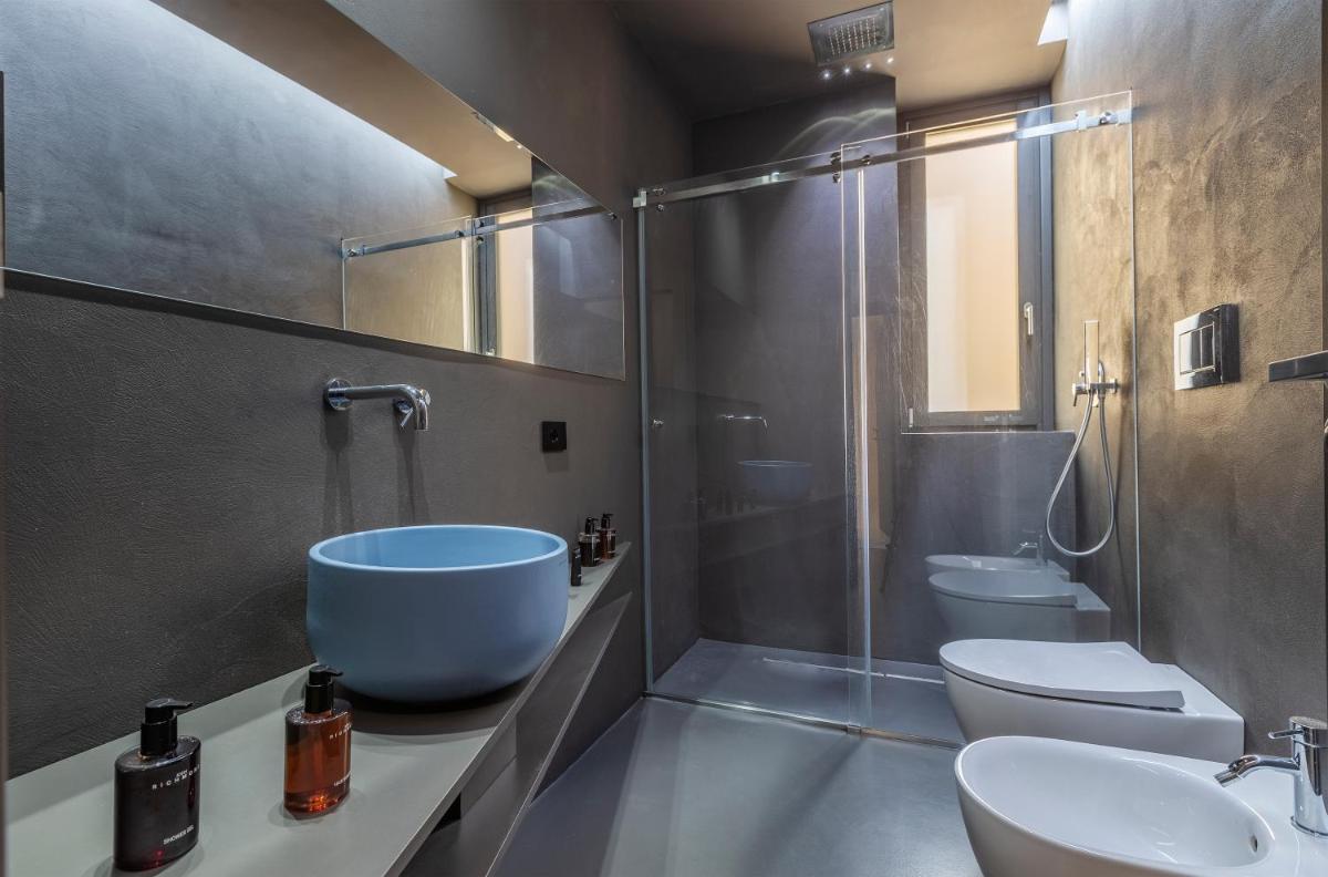 Fiveplace Design Suites & Apartments