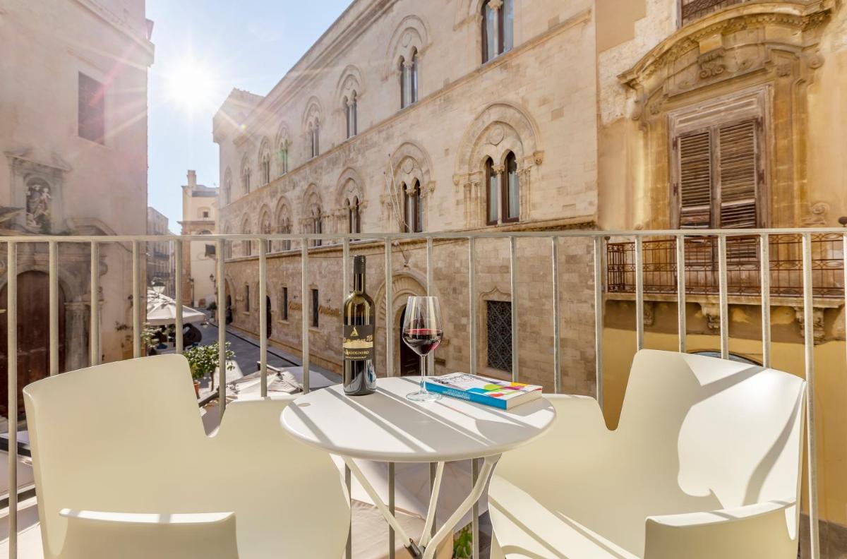 Fiveplace Design Suites & Apartments