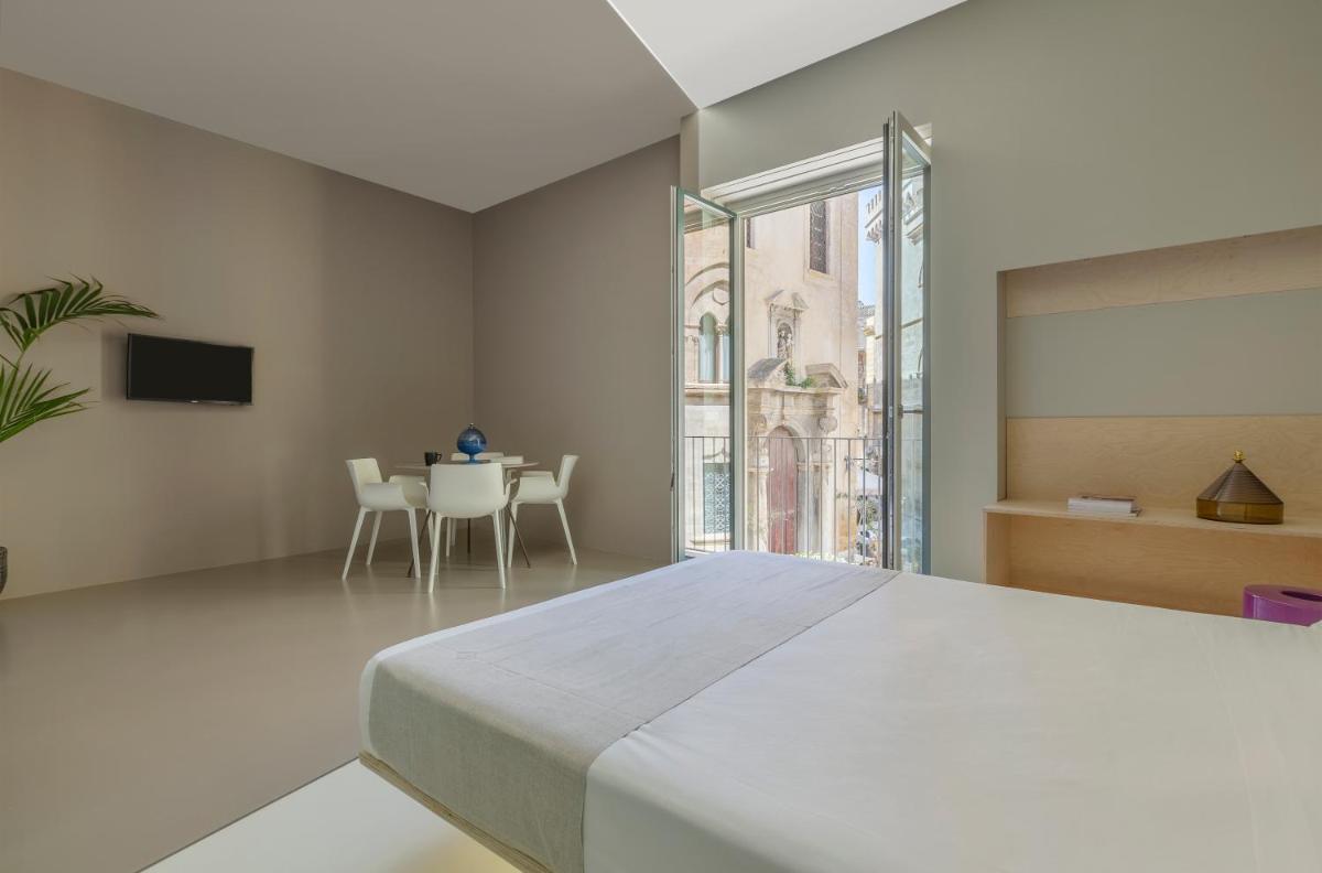 Fiveplace Design Suites & Apartments