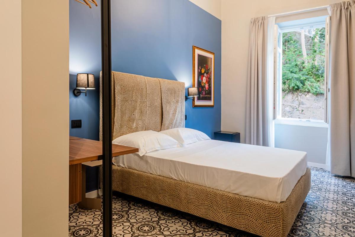 Fontana Falconieri Boutique Hotel