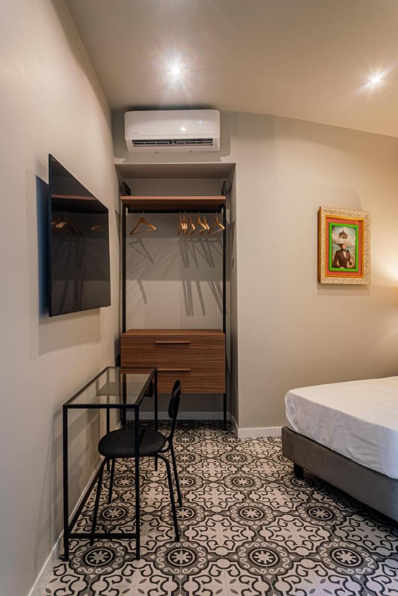 Fontana Falconieri Boutique Hotel