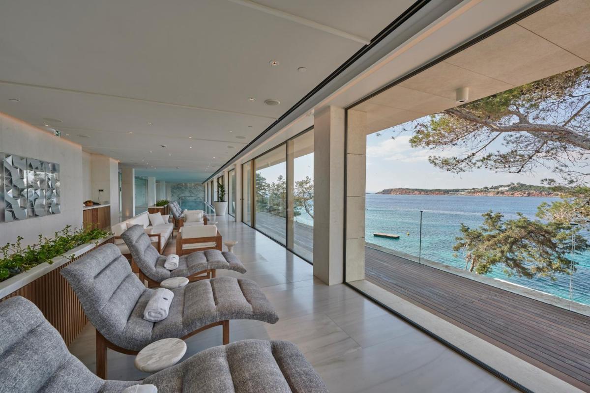 Four Seasons Astir Palace Hotel Athens