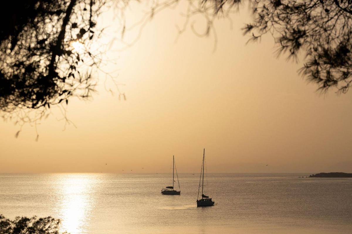 Four Seasons Astir Palace Hotel Athens