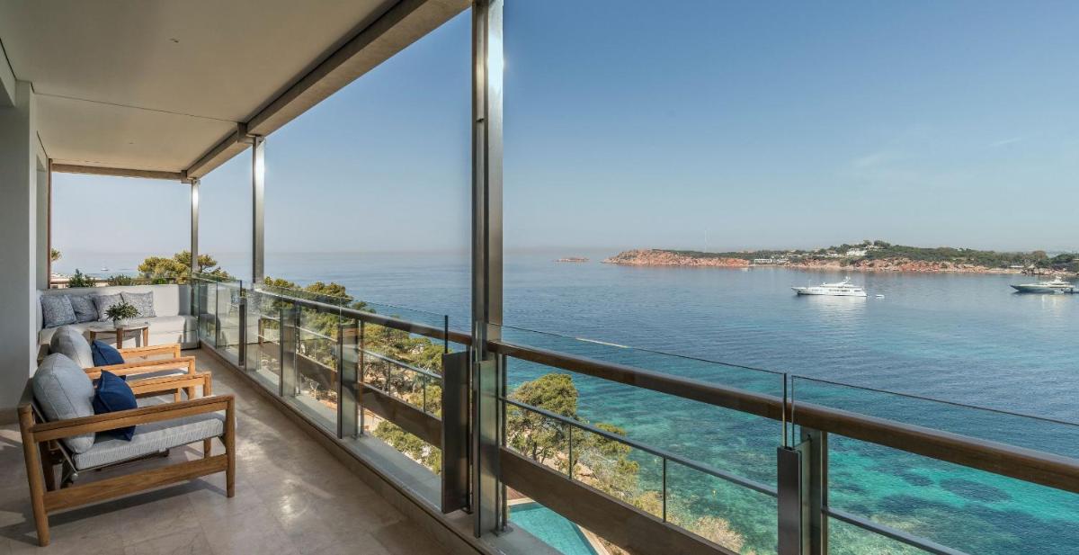 Four Seasons Astir Palace Hotel Athens