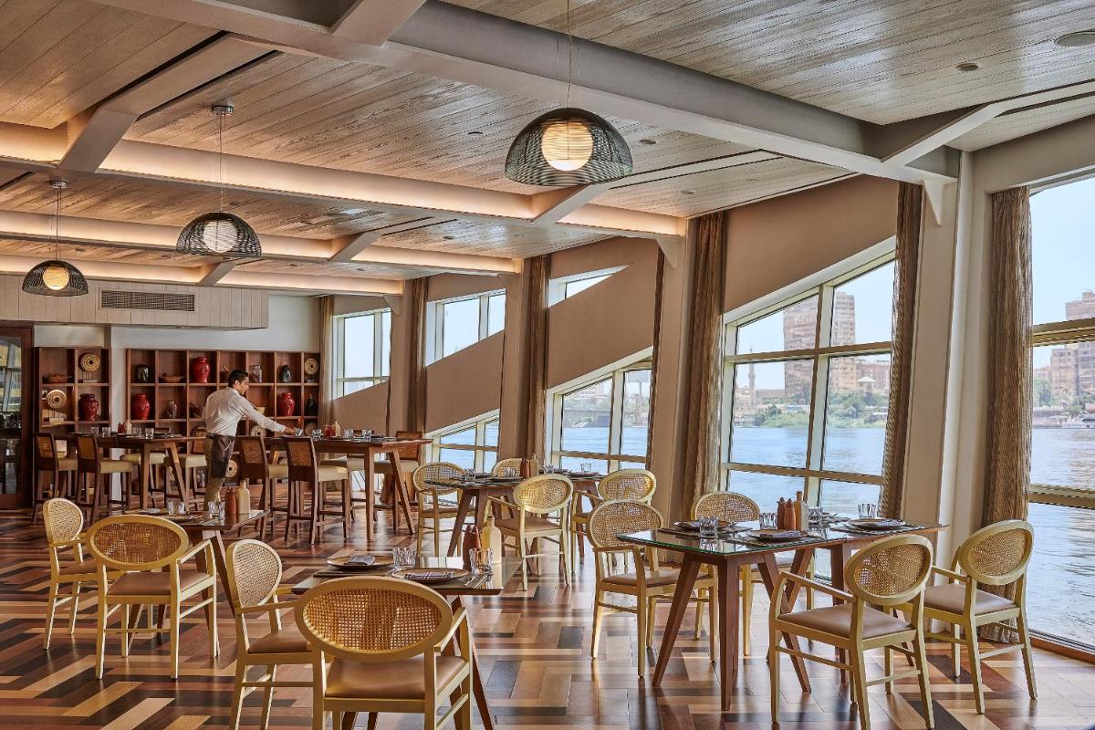 Four Seasons Cairo At The First Residence