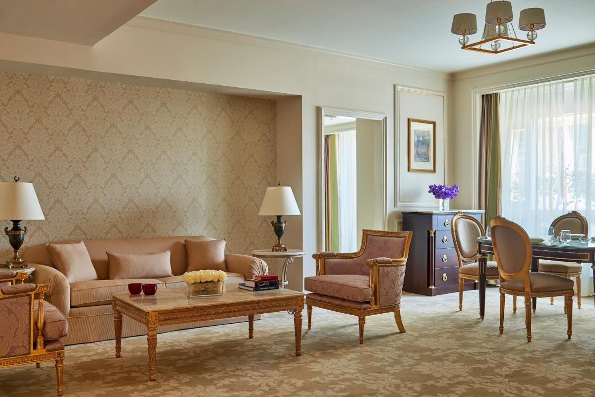 Four Seasons Cairo At The First Residence