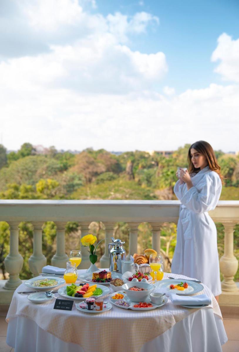 Four Seasons Cairo At The First Residence