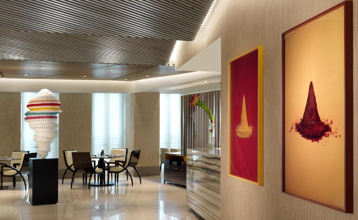 Four Seasons Hotel Abu Dhabi at Al Maryah Island