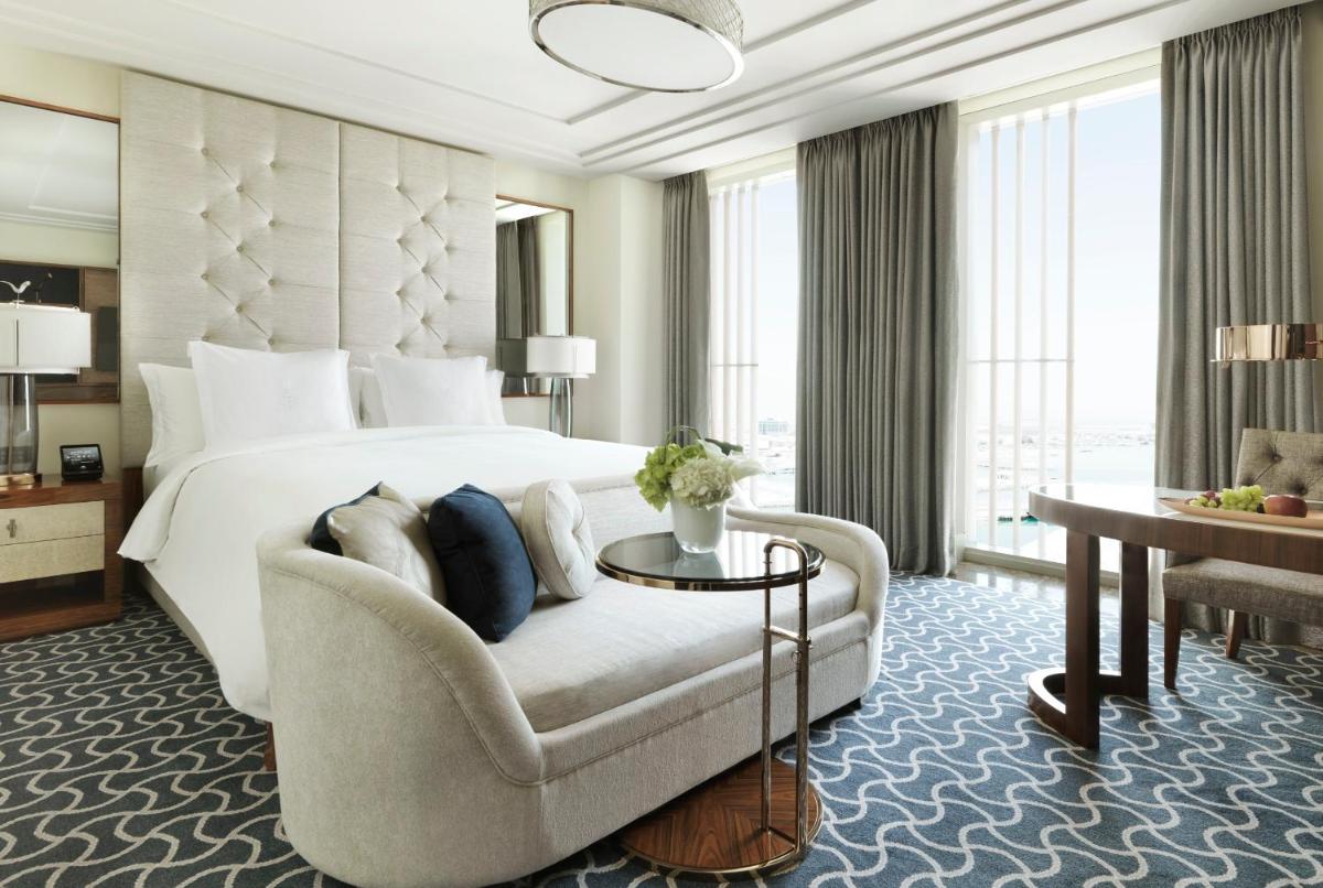 Four Seasons Hotel Abu Dhabi at Al Maryah Island