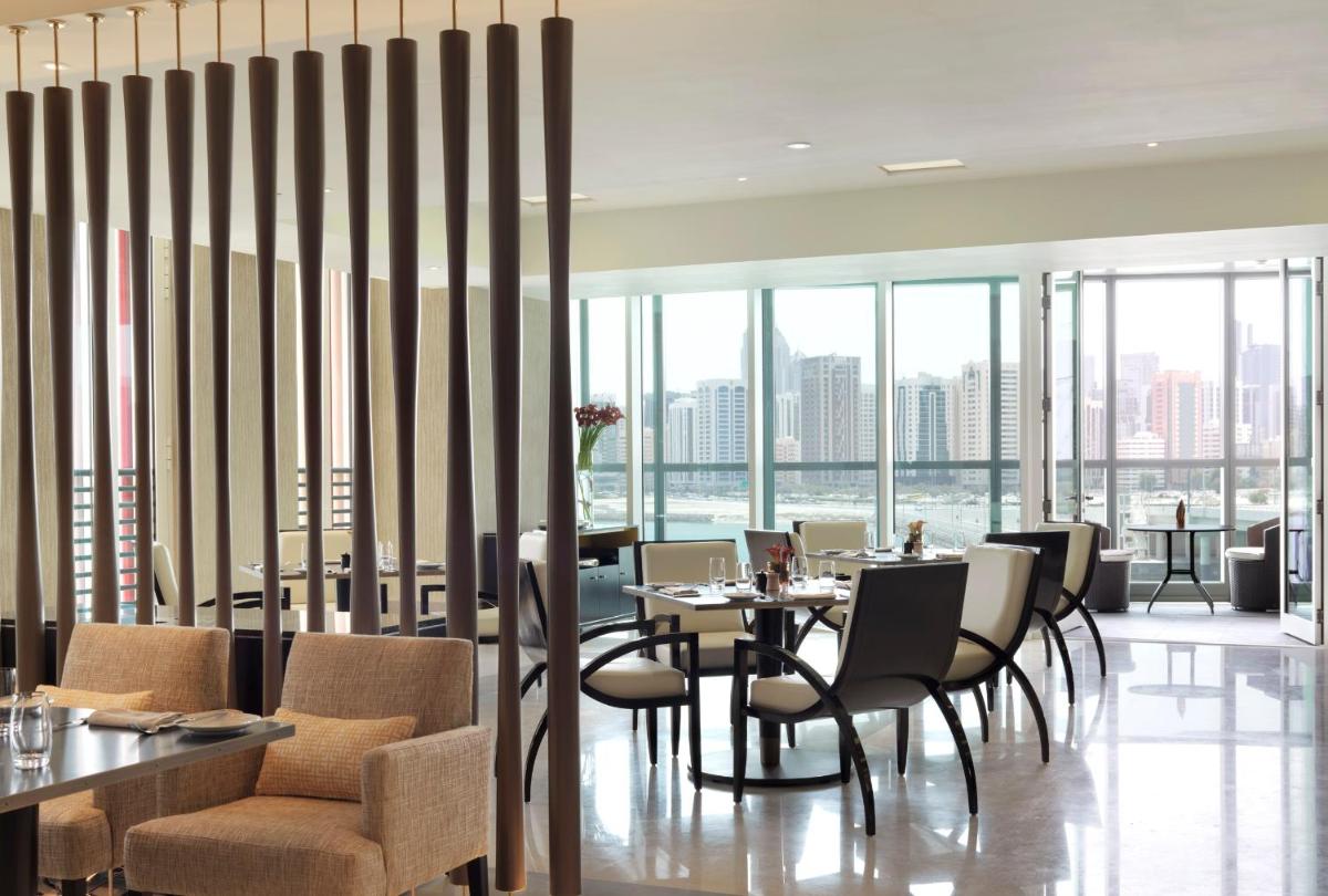 Four Seasons Hotel Abu Dhabi at Al Maryah Island