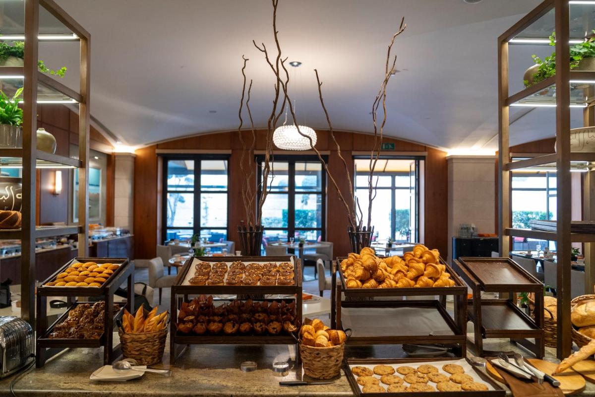 Four Seasons Hotel Amman