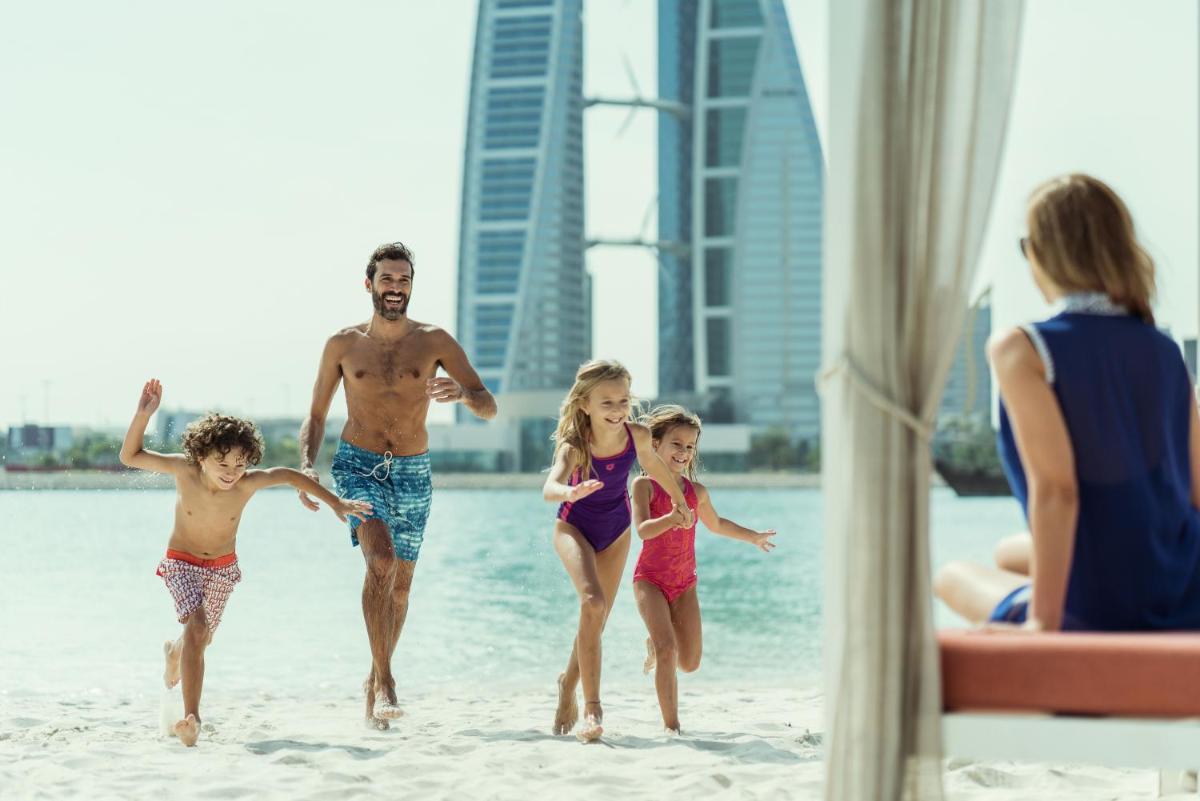 Four Seasons Hotel Bahrain Bay