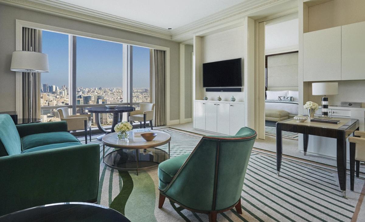 Four Seasons Hotel Bahrain Bay