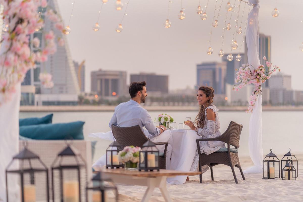Four Seasons Hotel Bahrain Bay