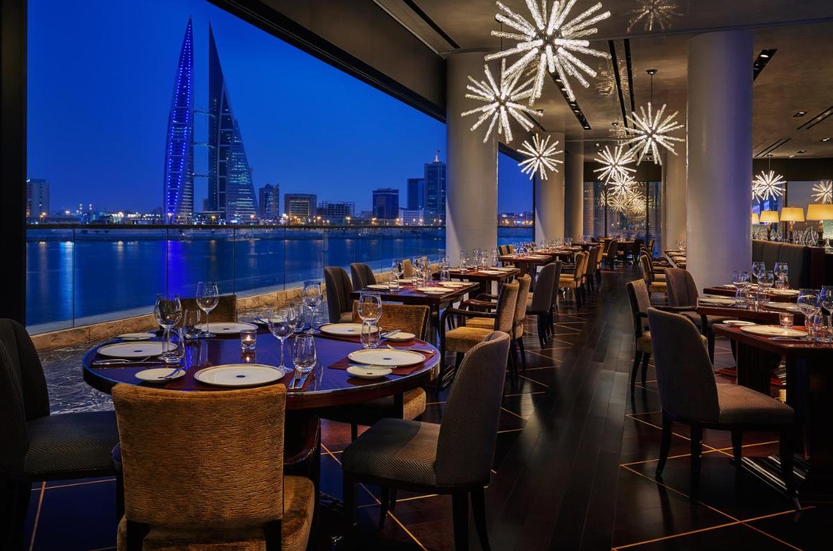 Four Seasons Hotel Bahrain Bay