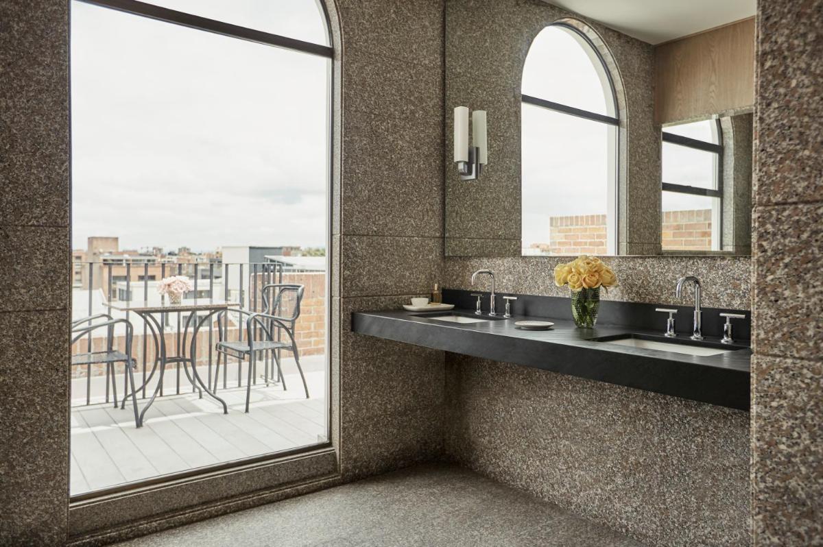 Four Seasons Hotel Bogota