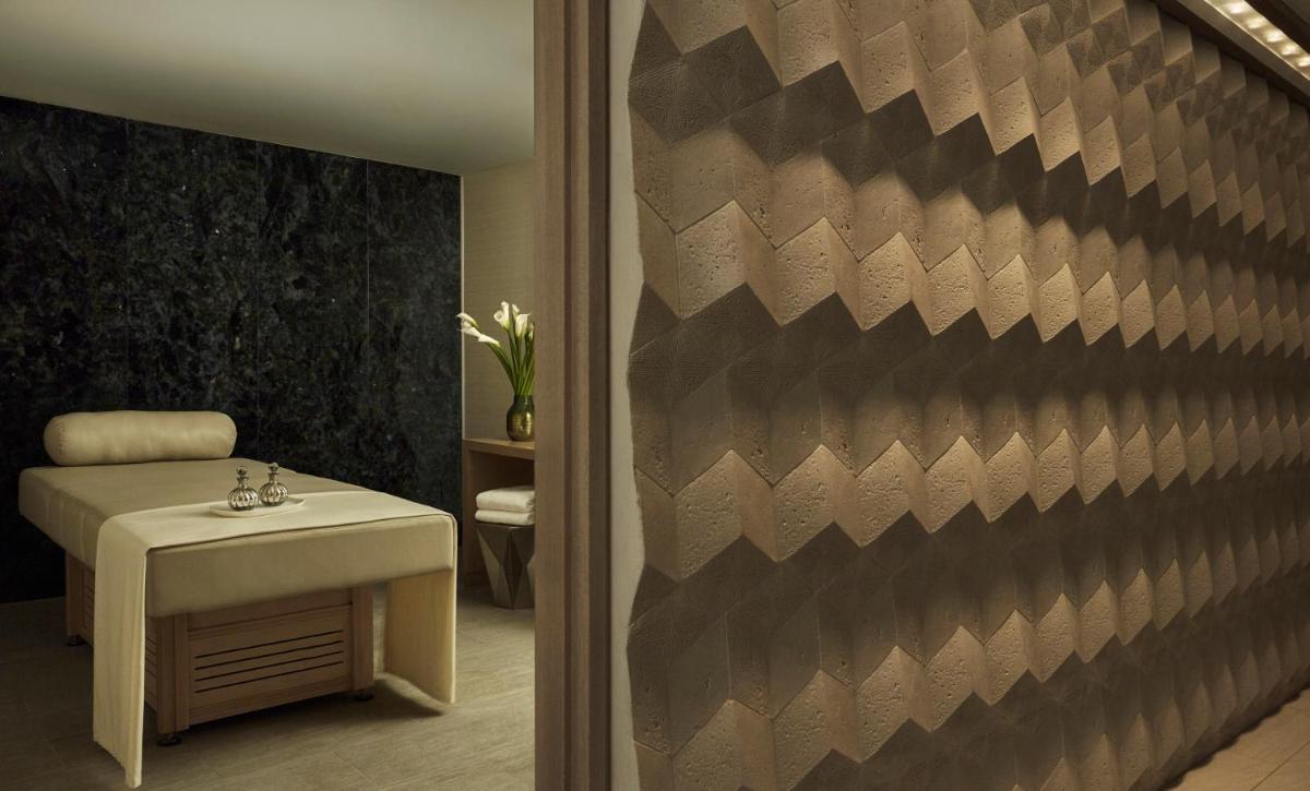 Four Seasons Hotel Bogota