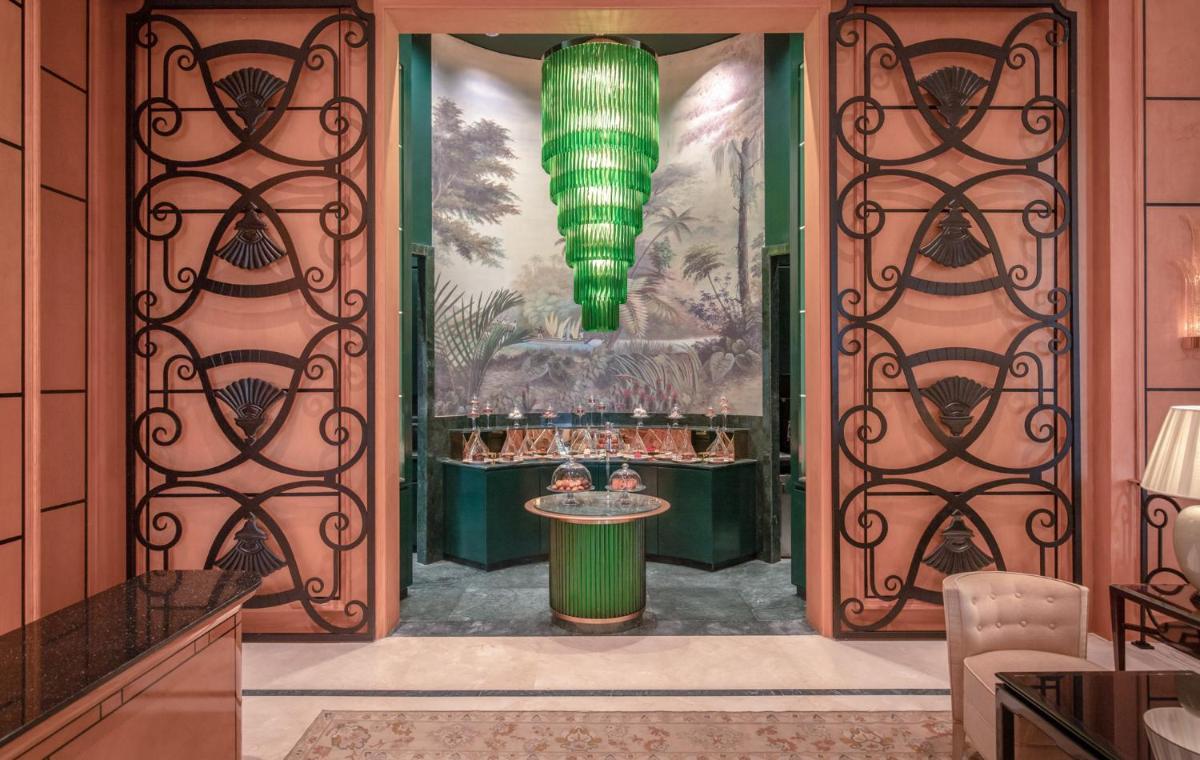 Four Seasons Hotel Cairo at Nile Plaza