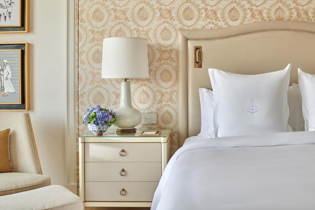 Four Seasons Hotel Cairo at Nile Plaza