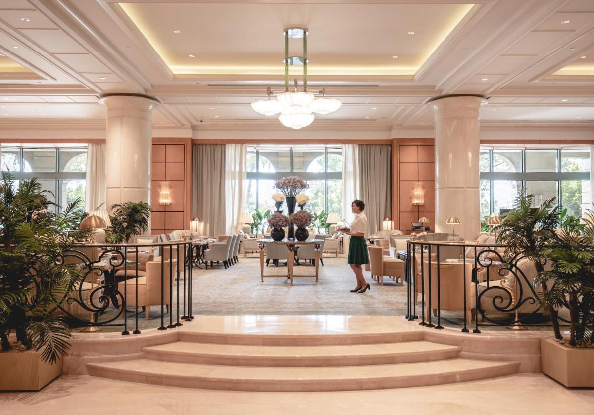 Four Seasons Hotel Cairo at Nile Plaza