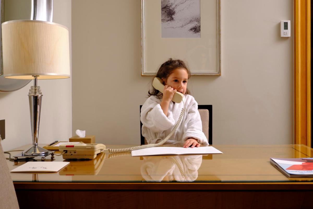 Four Seasons Hotel Cairo at Nile Plaza