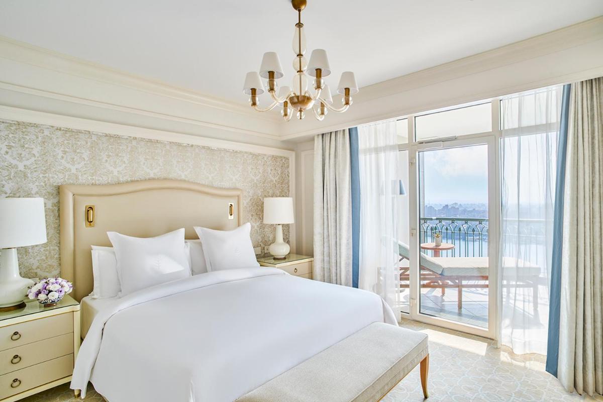 Four Seasons Hotel Cairo at Nile Plaza