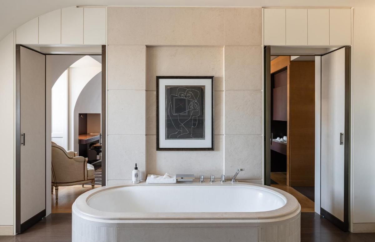 Four Seasons Hotel des Bergues Geneva