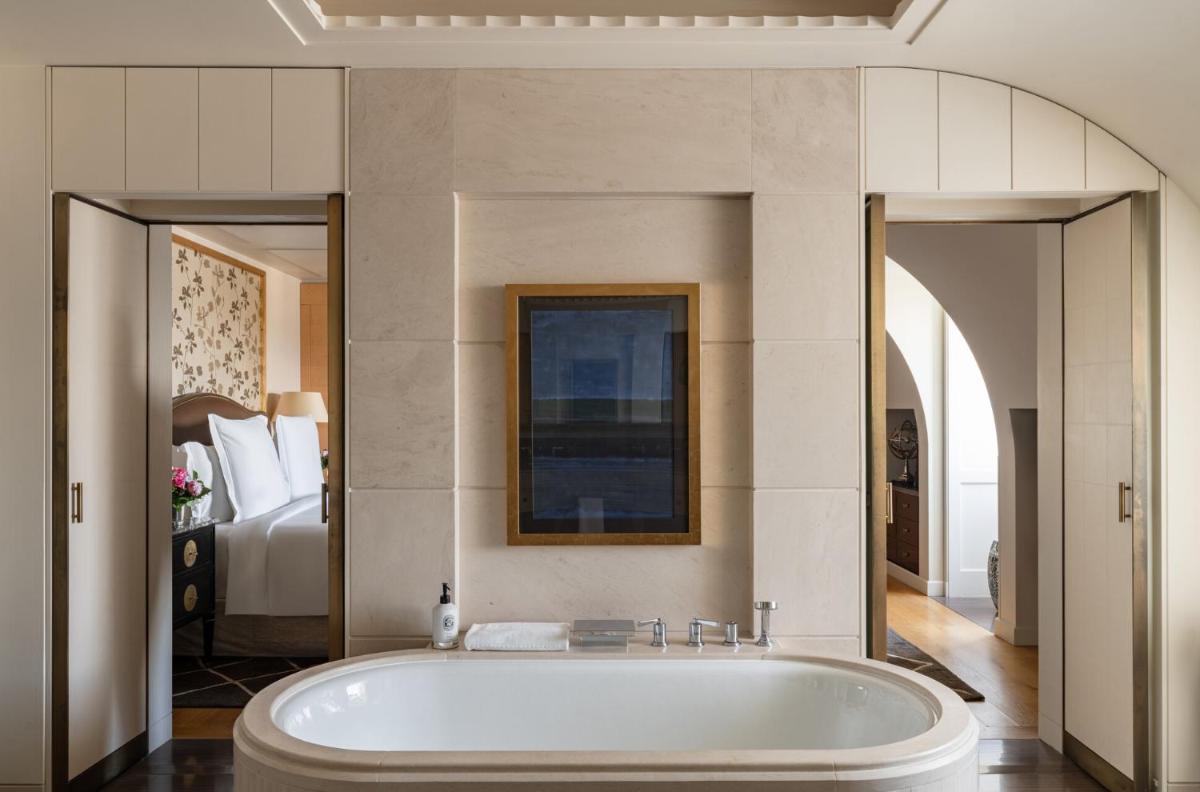 Four Seasons Hotel des Bergues Geneva