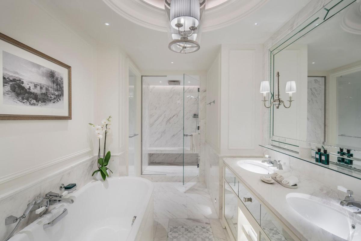 Four Seasons Hotel Doha