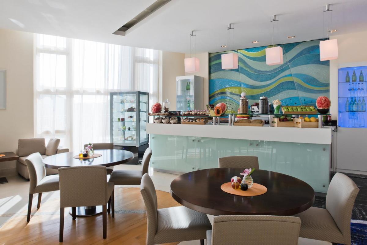 Four Seasons Hotel Doha